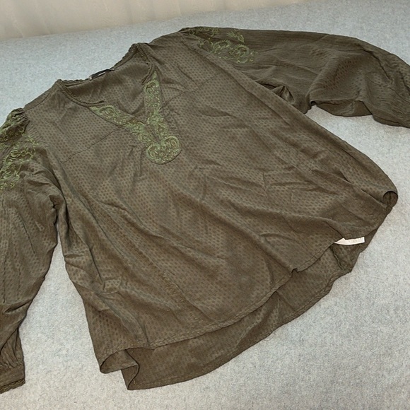 Lucky Brand Embroidered Top Womens XL Boho Olive Green Longsleeve Viscose - Picture 2 of 12